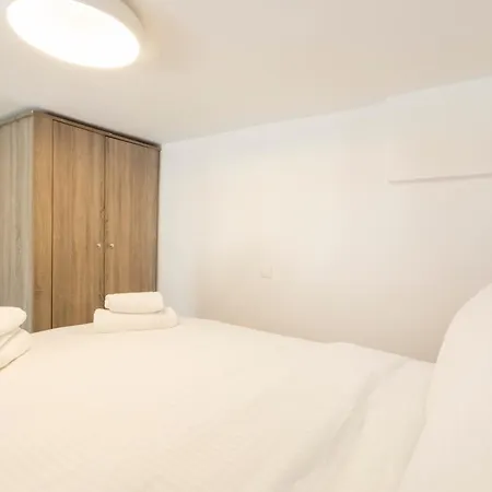 Mykonos Eight 公寓