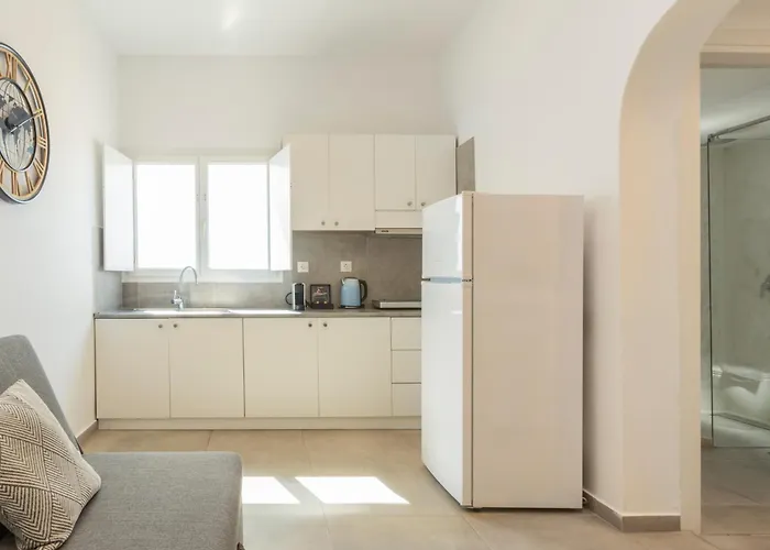 Mykonos Eight * Mykonos Town