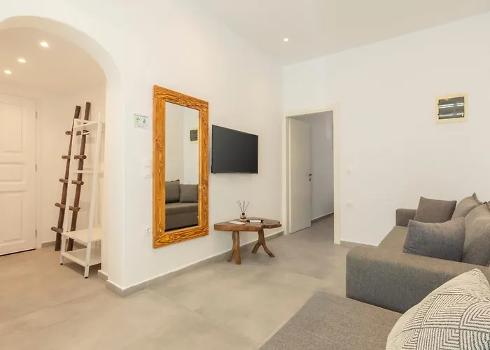 Mykonos Eight Mykonos Town