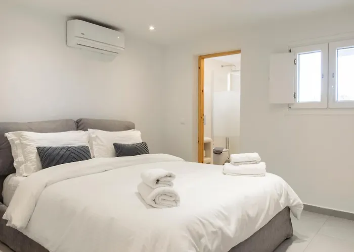 Mykonos Eight * Mykonos Town