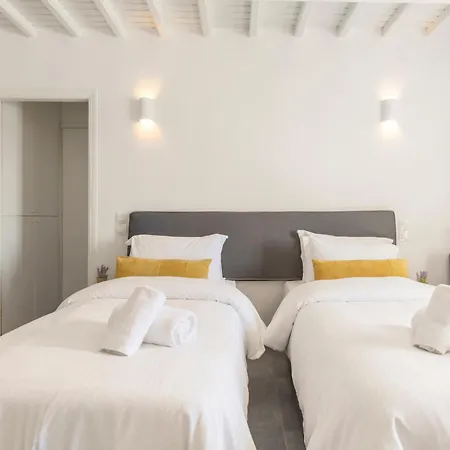 Mykonos Eight *