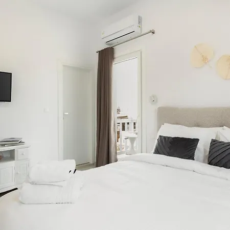 Mykonos Eight