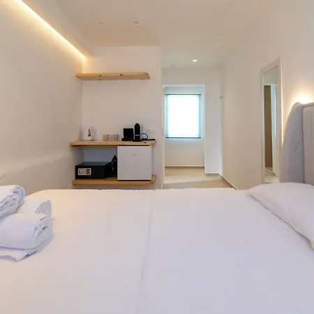 Mykonos Eight